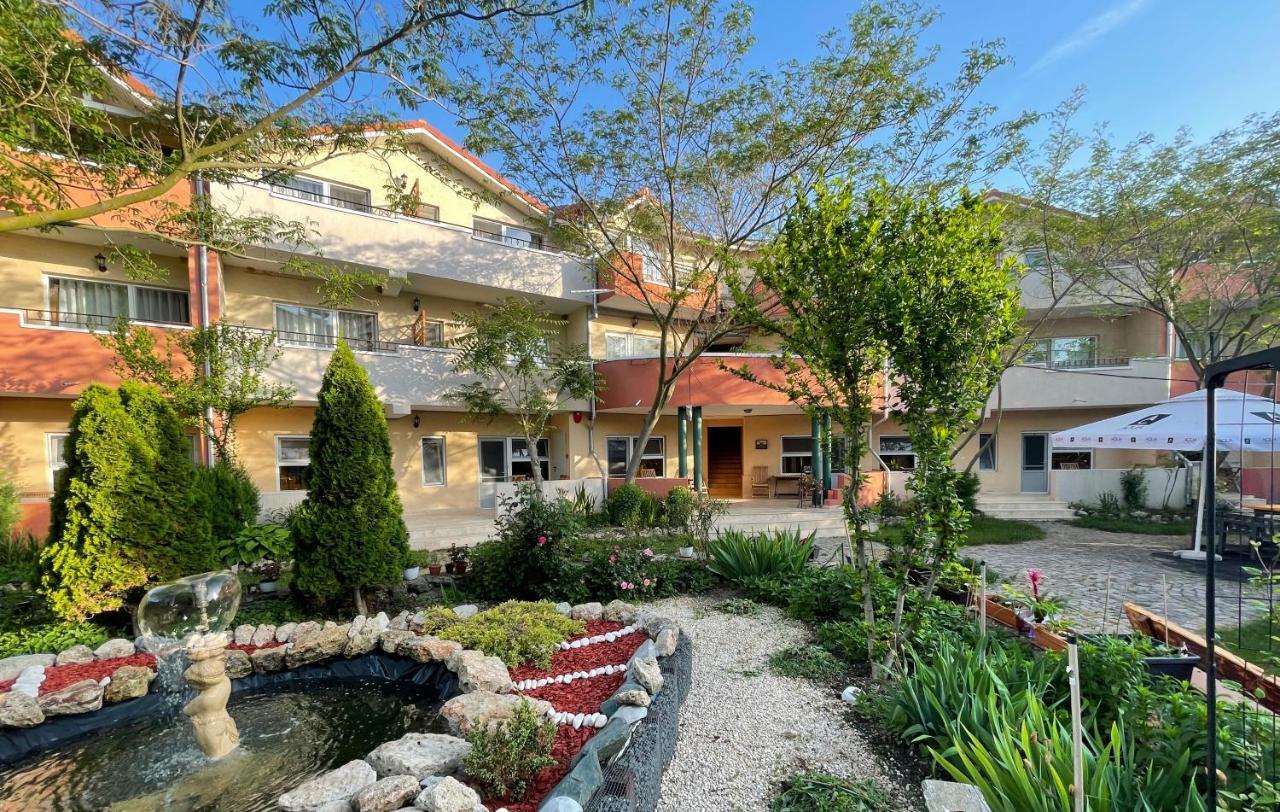 Vamabel House Bed & Breakfast Vama Veche Luaran gambar
