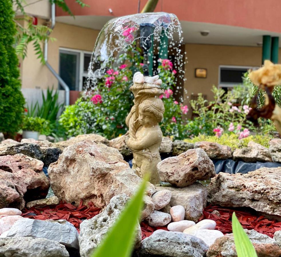 Vamabel House Bed & Breakfast Vama Veche Luaran gambar
